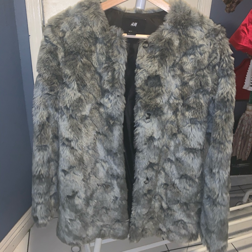 Sold gray faux fur coat